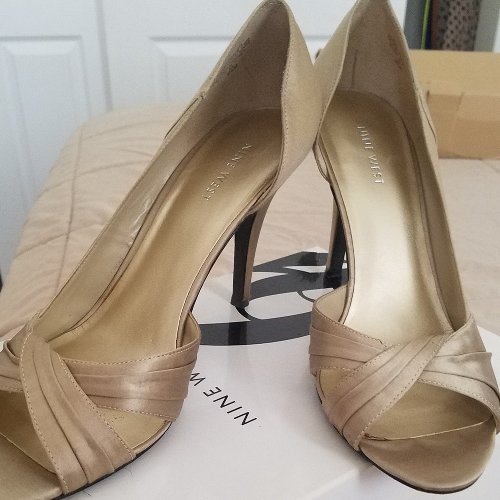 Nine West heels Sze 9.5